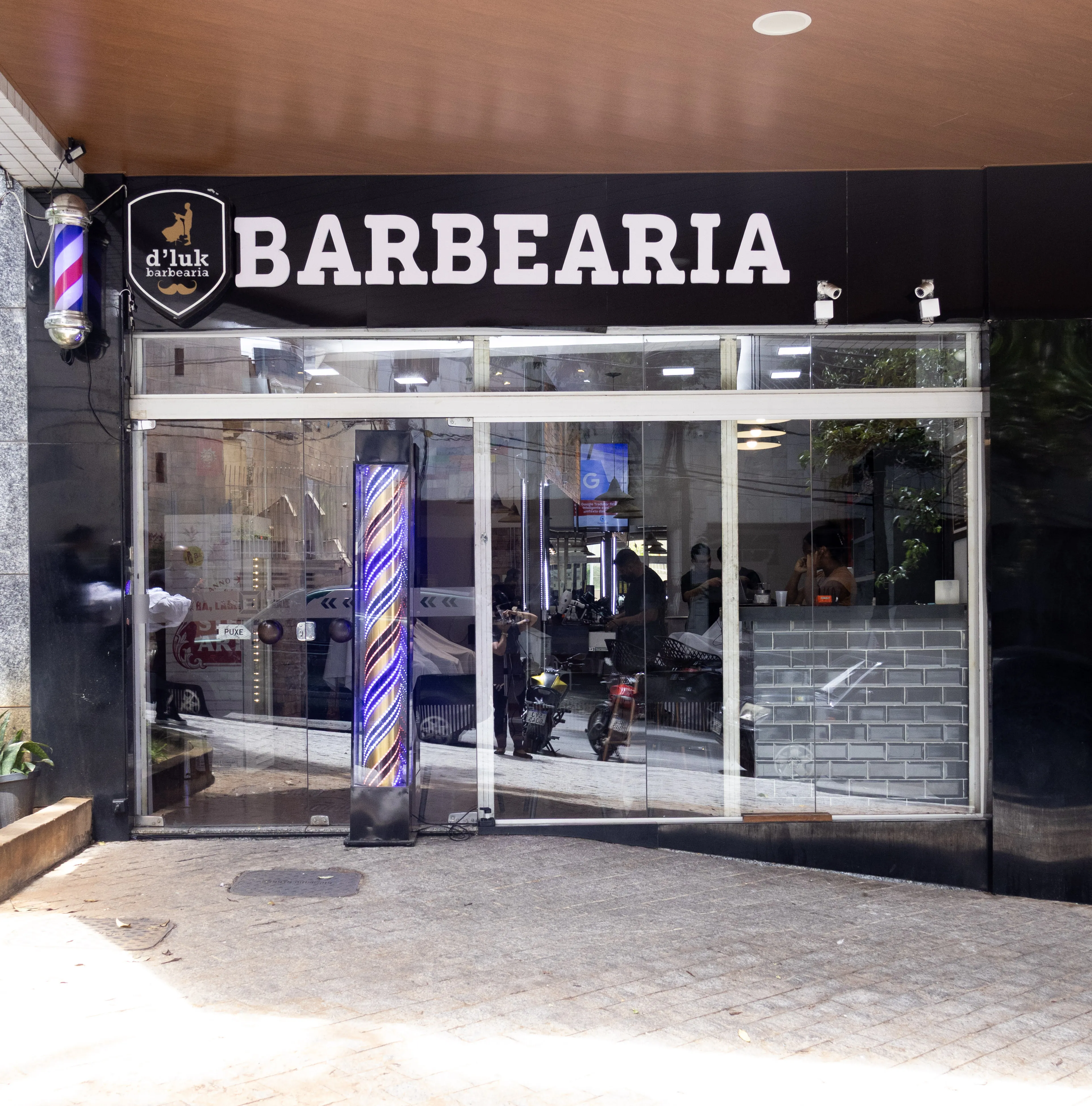 Produtos e ferramentas de barbearia